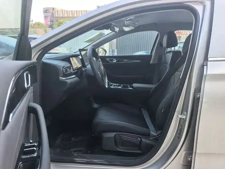 Geely Galaxy Xingyao 6 125 km Voyage
