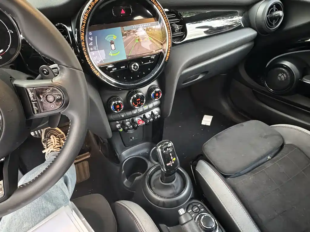 MINI 2.0 T COOPER S Racer