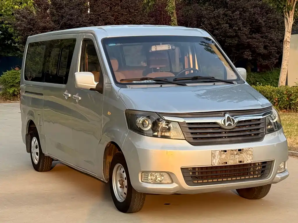 Changan Ruixing M70 长安睿行M70 2017款 1.5 L舒适型7座背掀门DAM15 DL