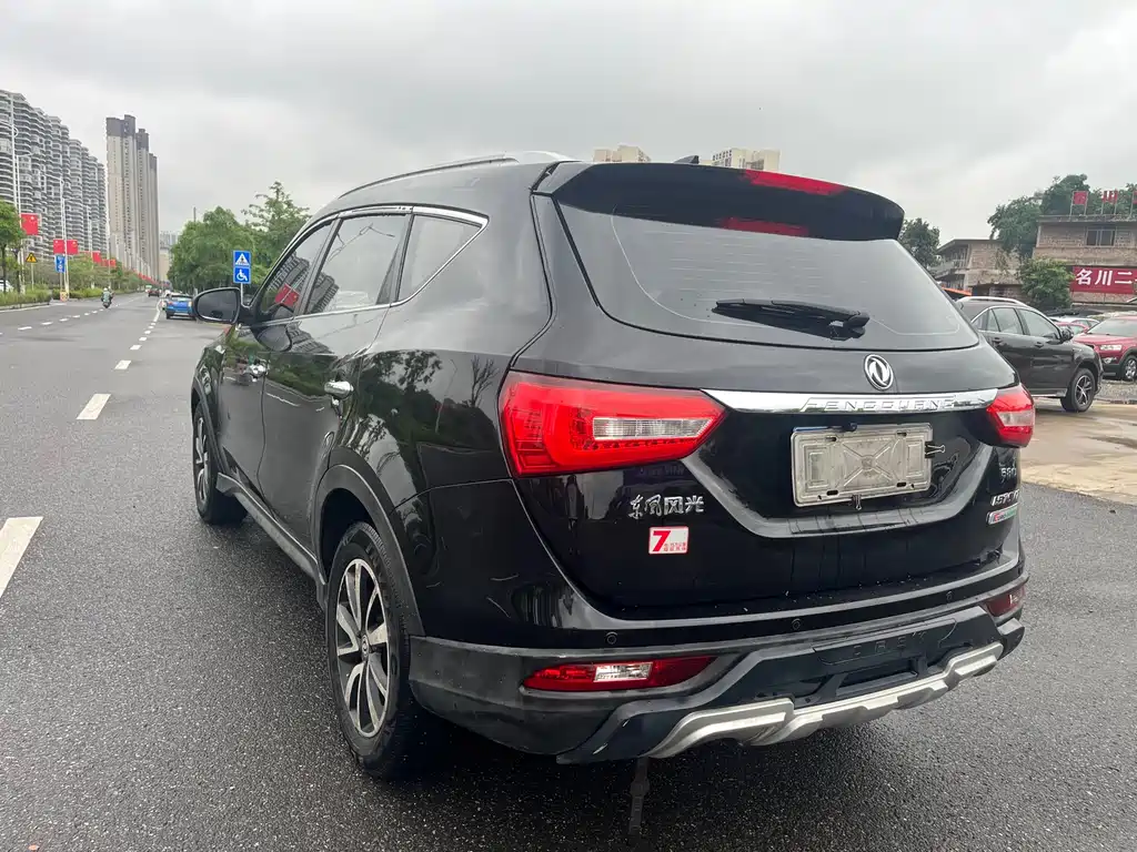 Fengguang 580 Facelift 1.5 T CVT Comfort