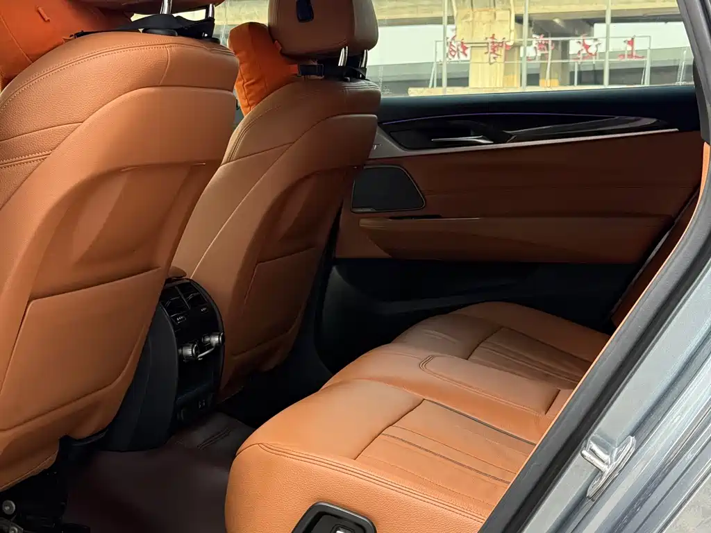 BMW 6 Series GT 630 i M Sport Package