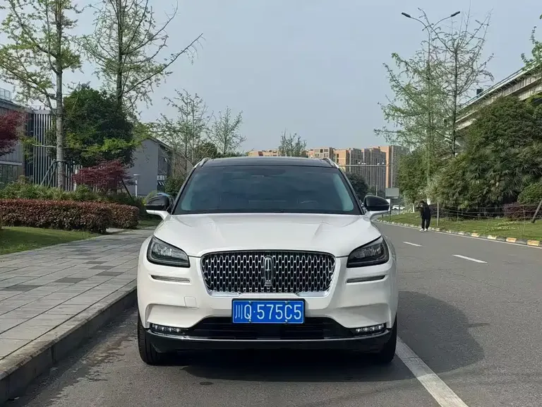Lincoln Corsair 2.0 T 2 WD Premium