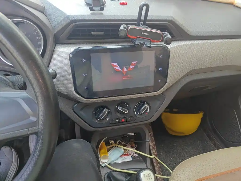 Wuling Hongguang 1.5 L S Comfort CN-VI LAR
