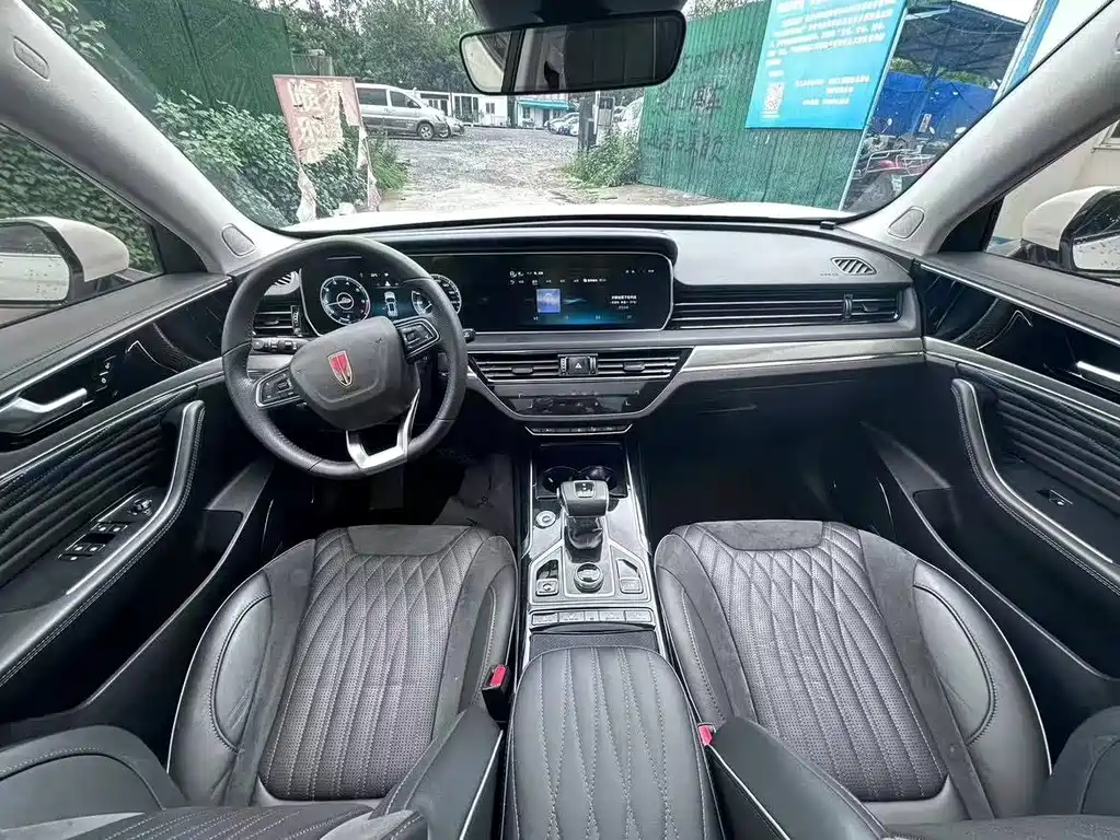 Hongqi HS5 Facelift 2.0 T Connected Flagship Enjoyment 4 WD
