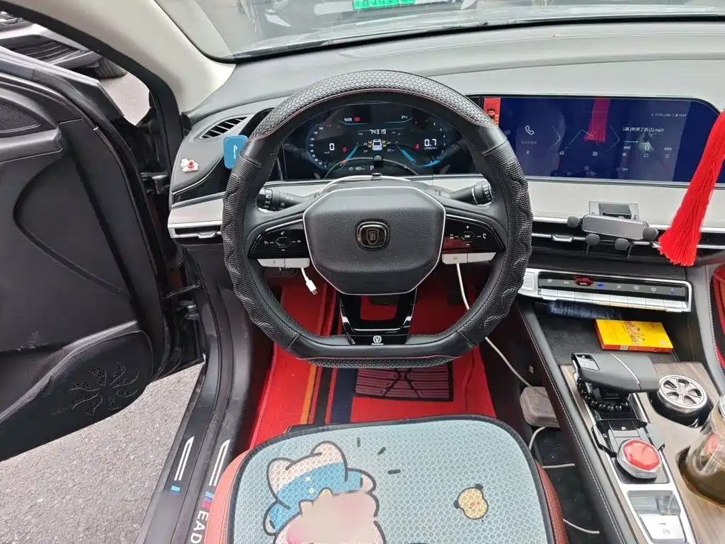Eado Smooth Enjoyment PLUS Blue Whale NE 1.4 T GDI DCT Distinguished