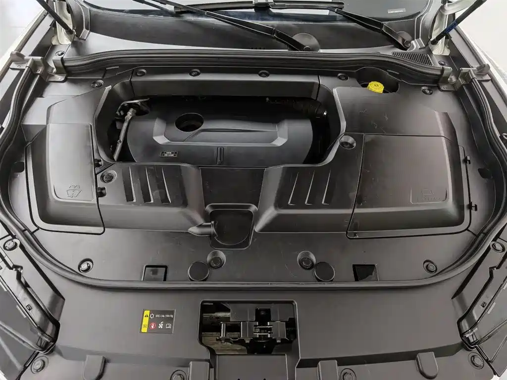 WEY VV6 2.0 T 2 WD Smart Enjoyment +