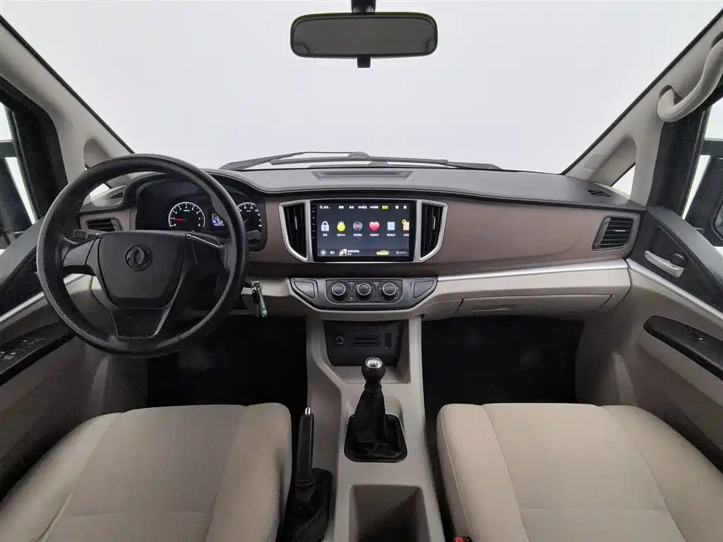 Lingzhi M5 L 1.6 L Utility