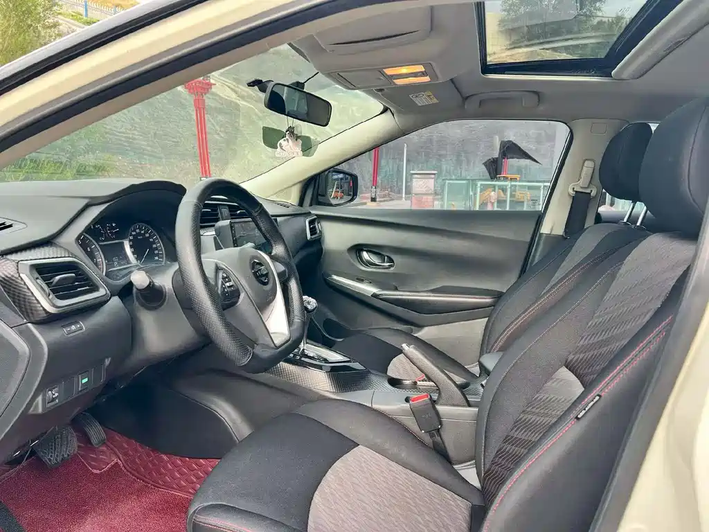 Lannia 1.6 L CVT Cool