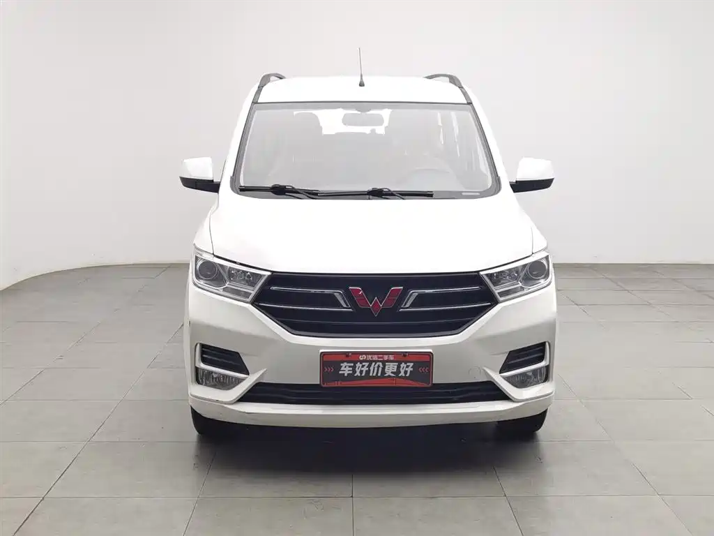 Wuling Hongguang 1.5 L S Comfort CN-VI LAR