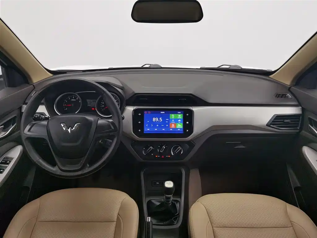 Wuling Hongguang 1.5 L S Comfort CN-VI LAR