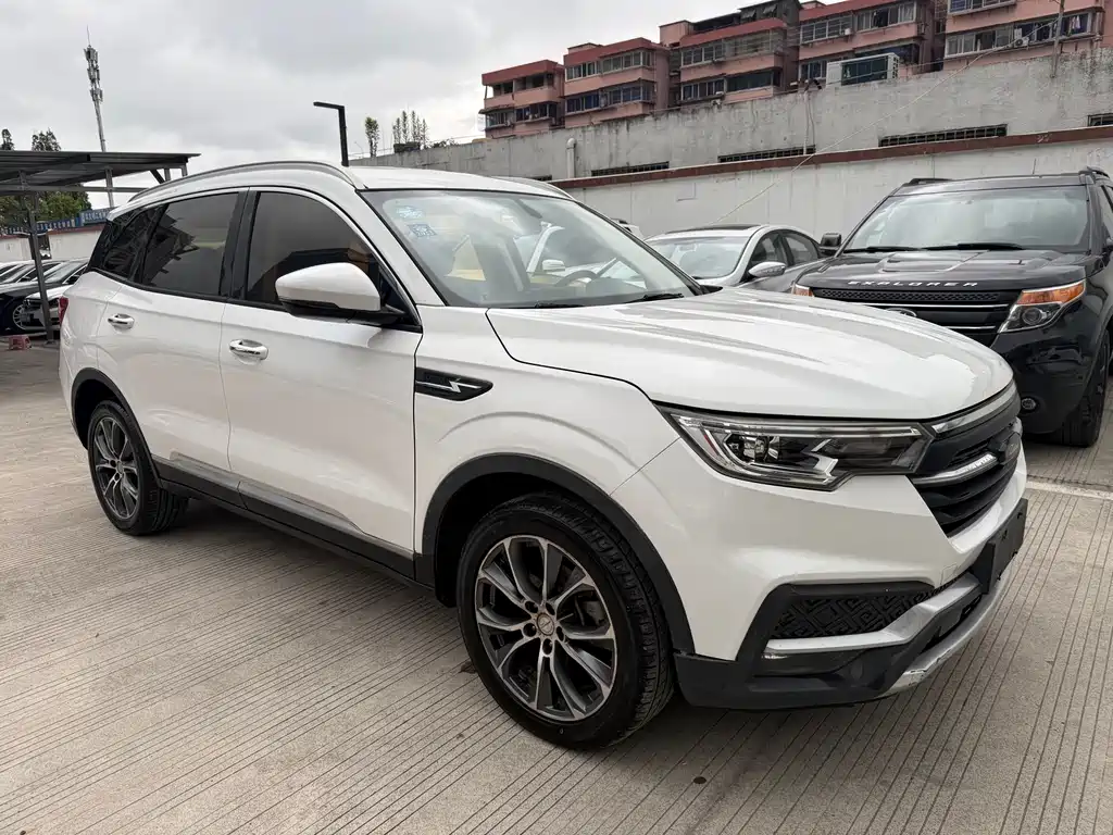 Zotye T500 众泰T500 2018款 1.5 T 自动尊享型