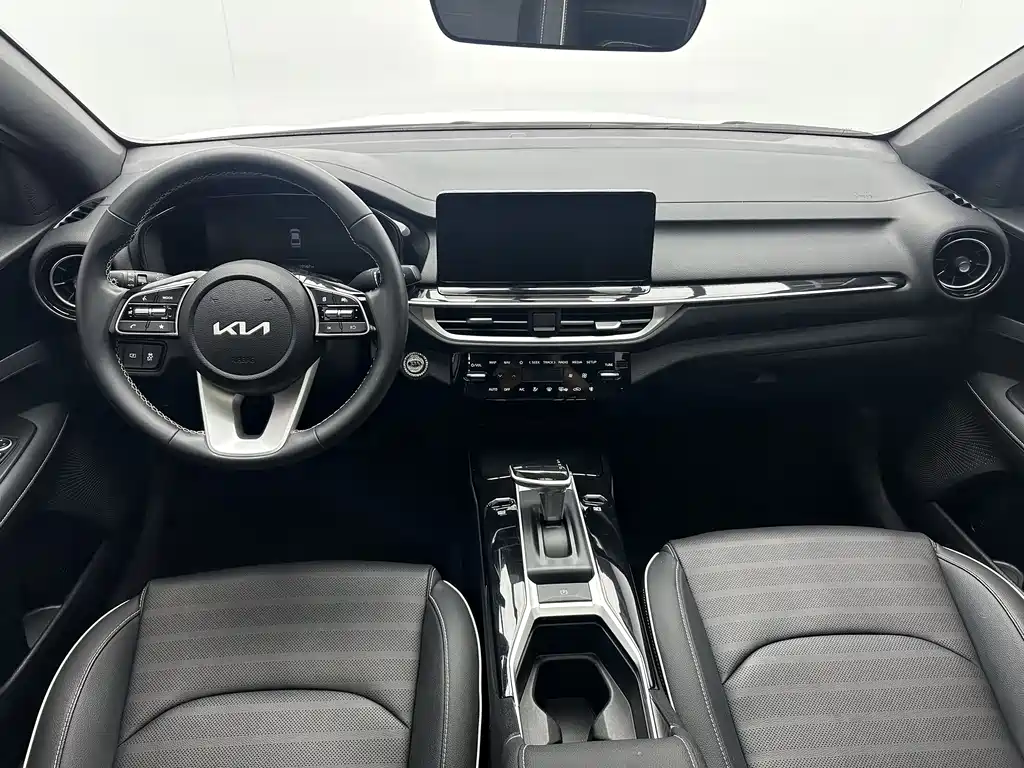 Kia K3 1.5 L CVT Luxury