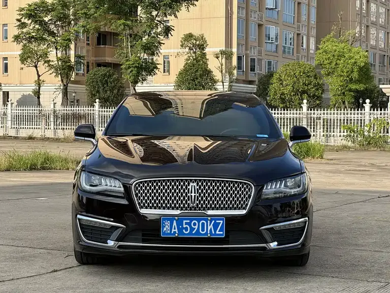 Lincoln MKZ 2.0 T Premium CN-V