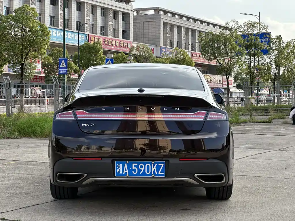 Lincoln MKZ 2.0 T Premium CN-V