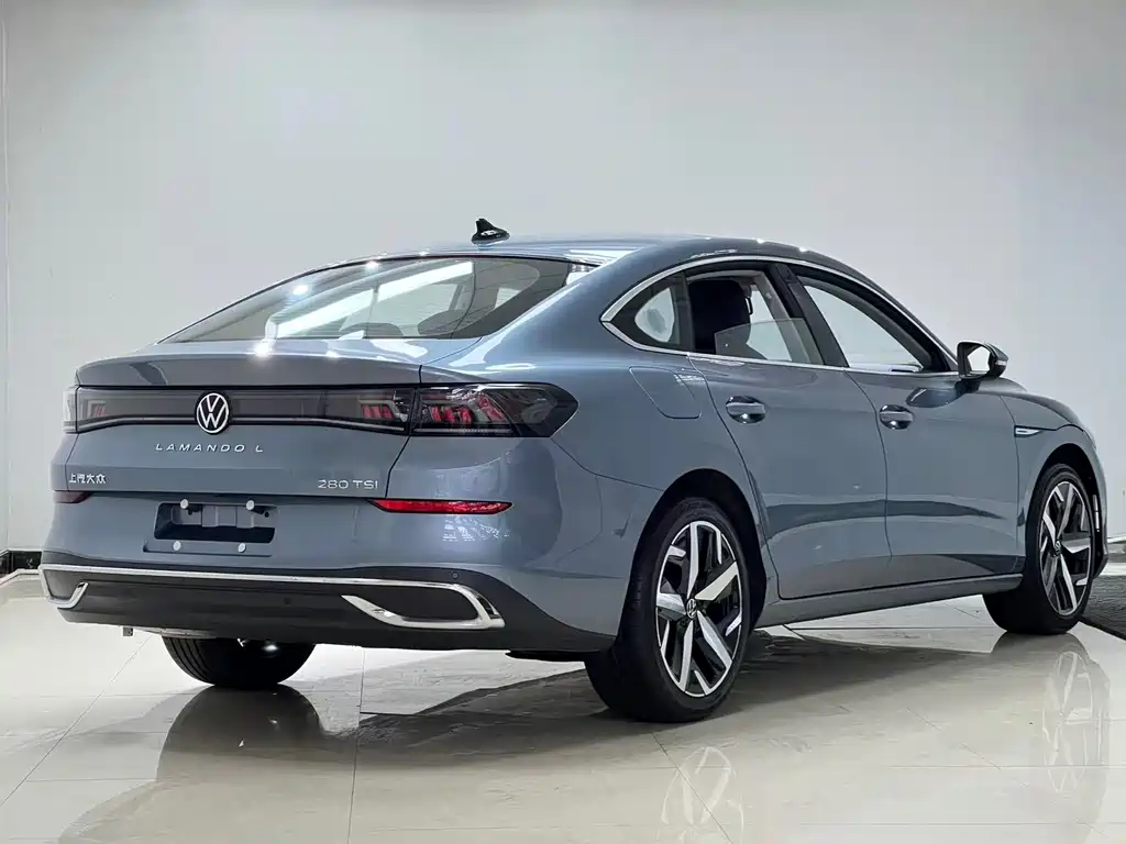 Lamando Lamando L 280 TSI DSG Spicy Cool