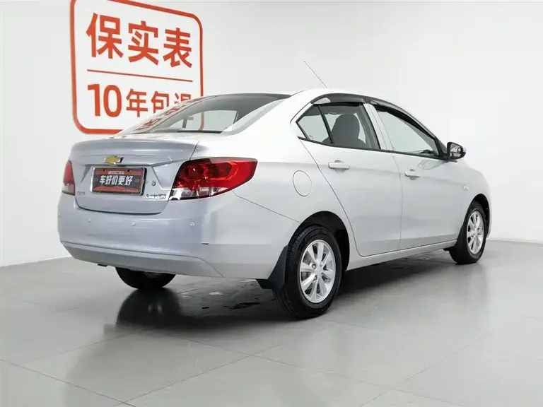Chevrolet Sail Sail 3 1.3 L Manual Ideal