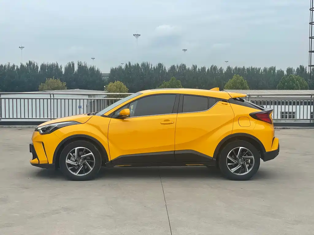 Toyota C-HR 2.0 L Luxury