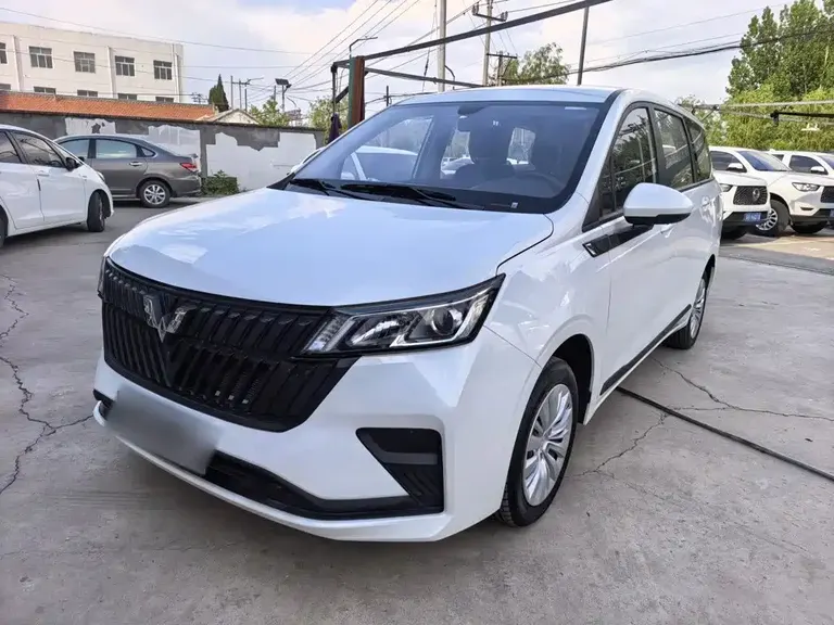 Wuling Jiachen 1.5 L Manual Joy Enjoyment Elite
