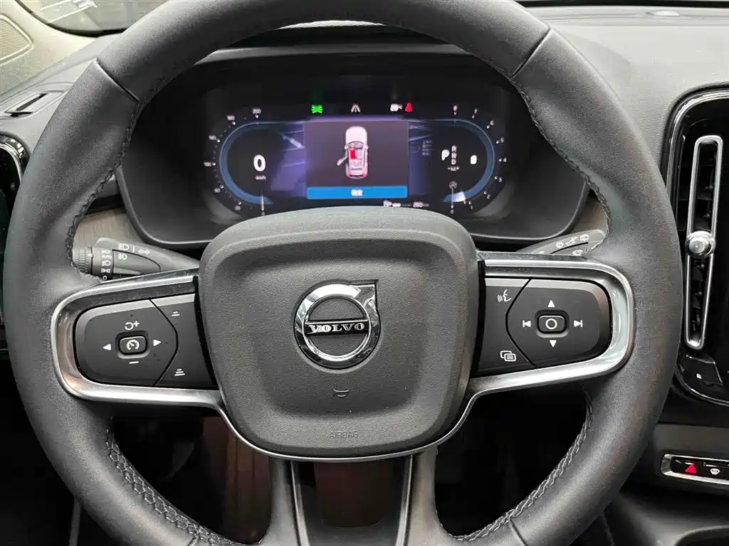 Volvo XC40 沃尔沃XC40 2023款 B4 四驱智远豪华版