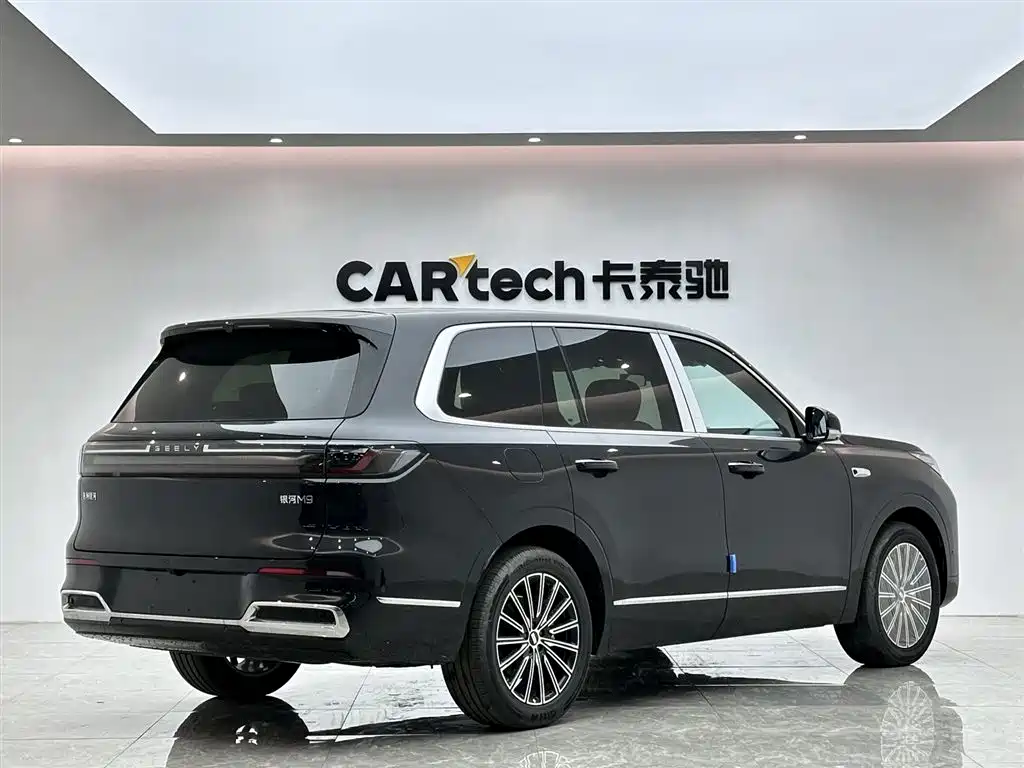Galaxy M9 230 km 2 WD Explorer