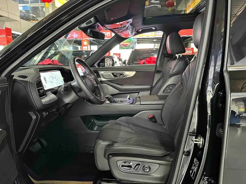 Trumpchi ES9 PHEV 143 km Max