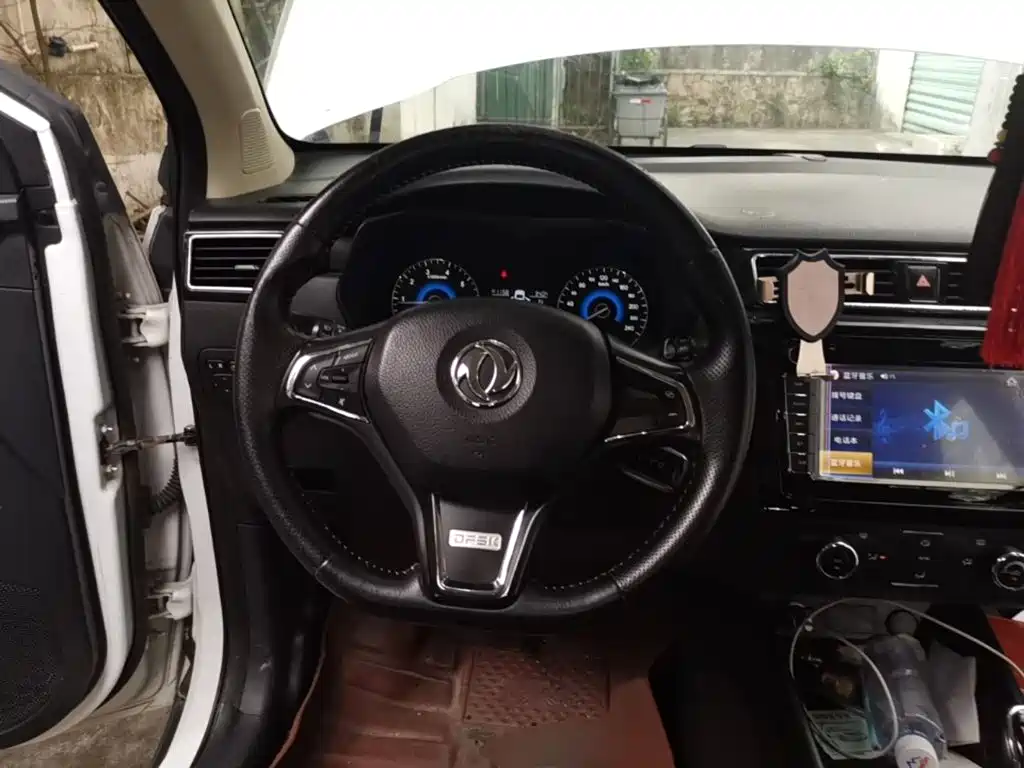 Fengguang 580 1.8 L Manual Comfort