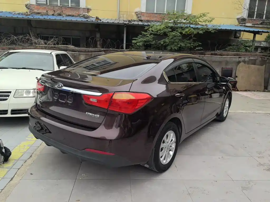Kia K3 1.6 L Manual GL