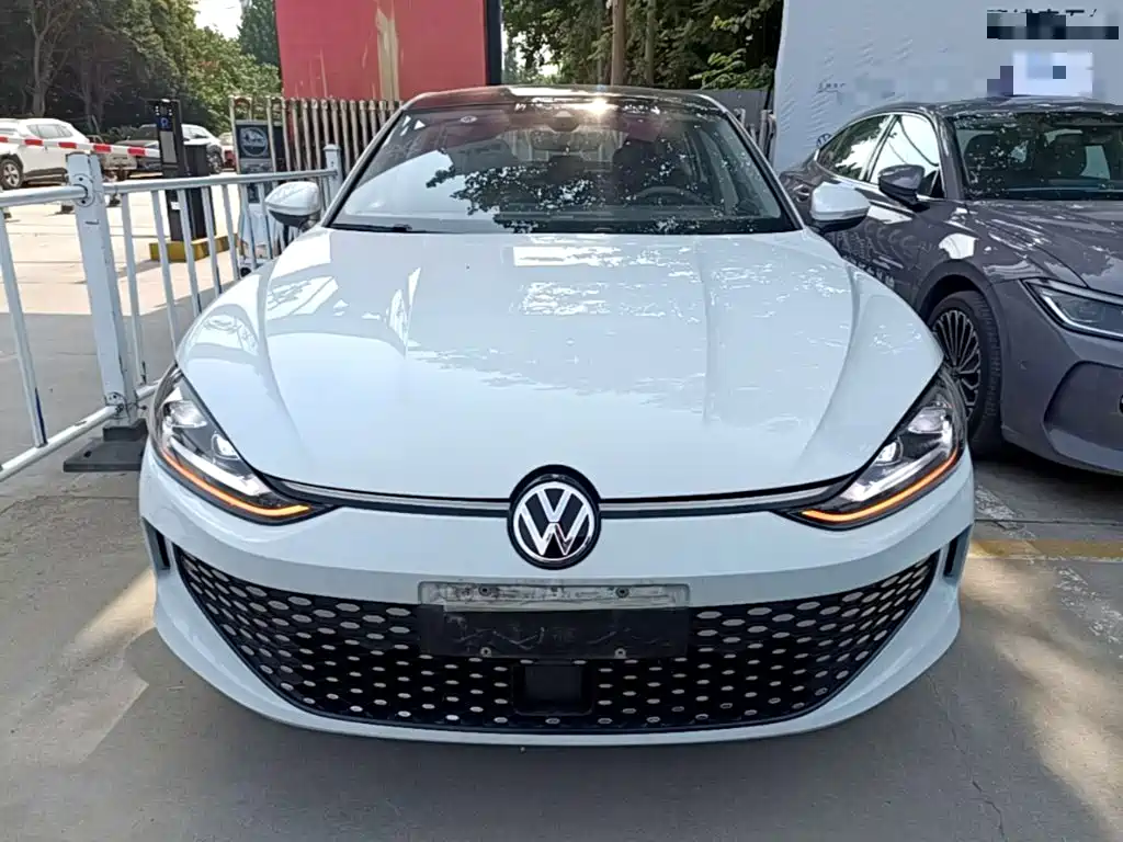 Lamando Lamando L 280 TSI DSG Spicy Cool