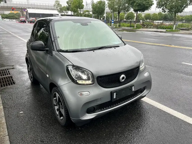 smart fortwo 1.0 L 52 kW Hardtop Passion CN-V