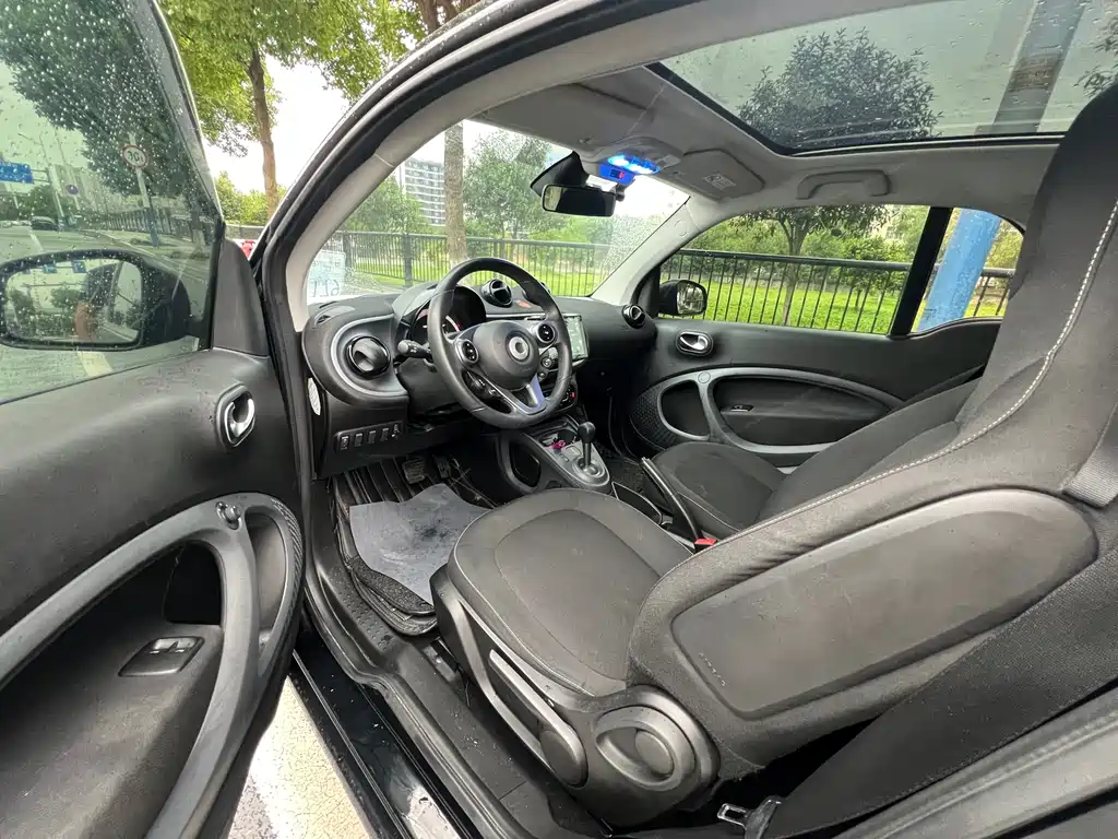 smart fortwo 1.0 L 52 kW Hardtop Passion CN-V