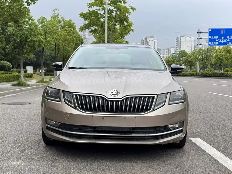 Skoda Octavia TSI280 DSG Luxury