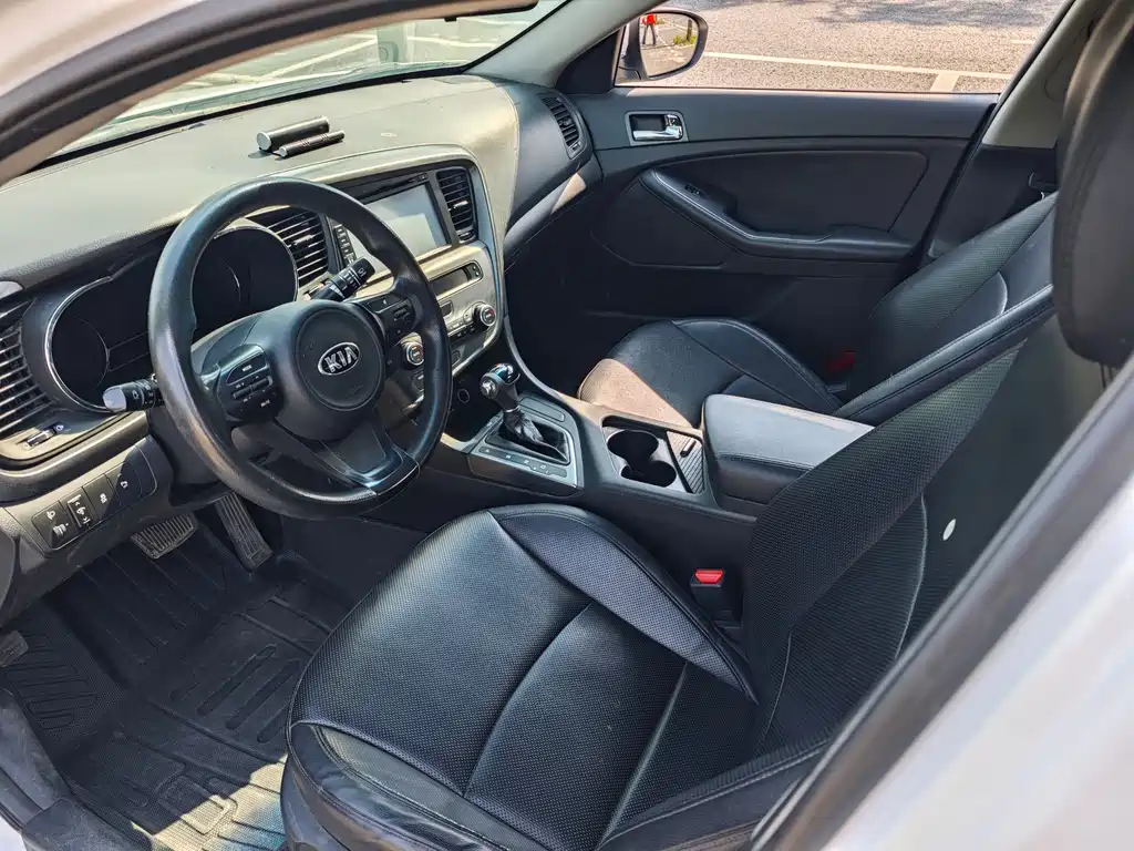 Kia K5 起亚K5 2014款 2.0 L 自动GLS