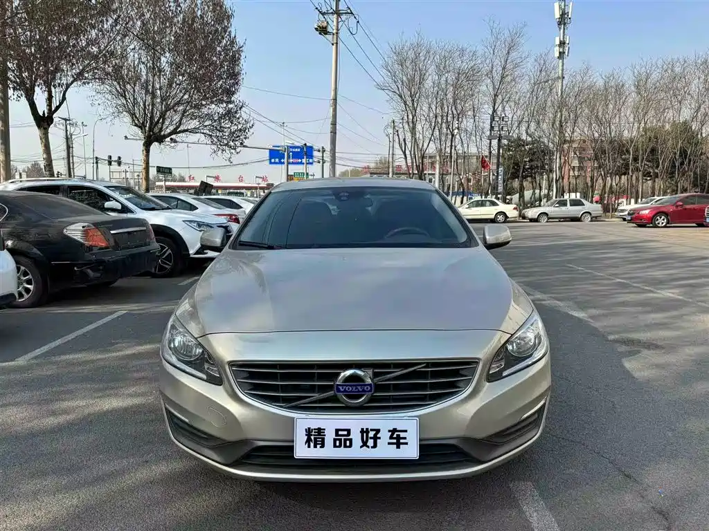 Volvo S60 沃尔沃S60 2018款 S60 L T3 智行版