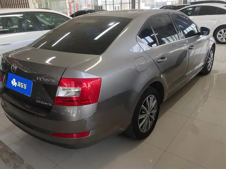 Octavia 明锐 2017款 经典款 1.6 L 自动舒适版