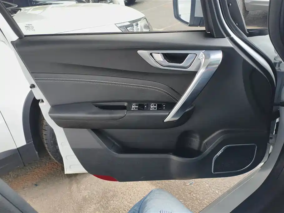 Vision X3 Upgraded 1.5 L CVT Elite