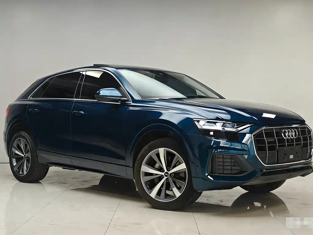 Audi Q8 45 TFSI Luxury Elegant