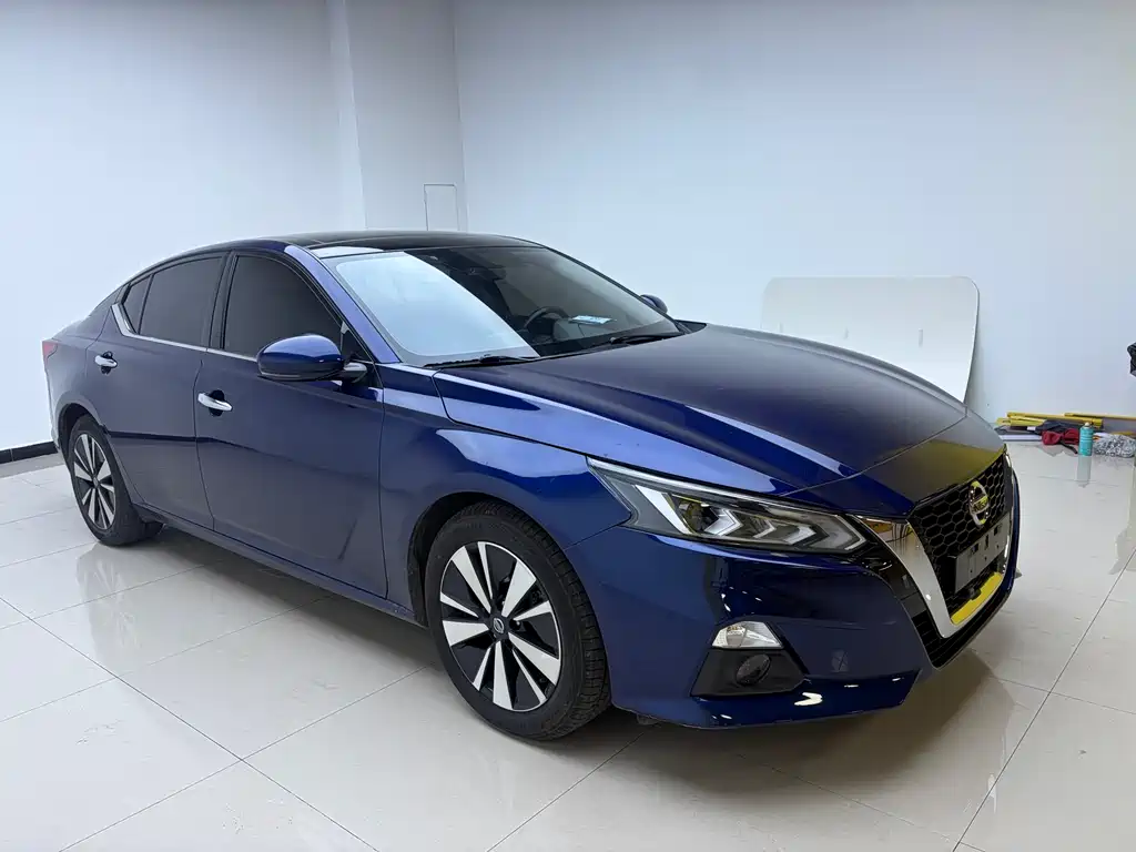 Teana Facelift 2.0 L XL Comfort