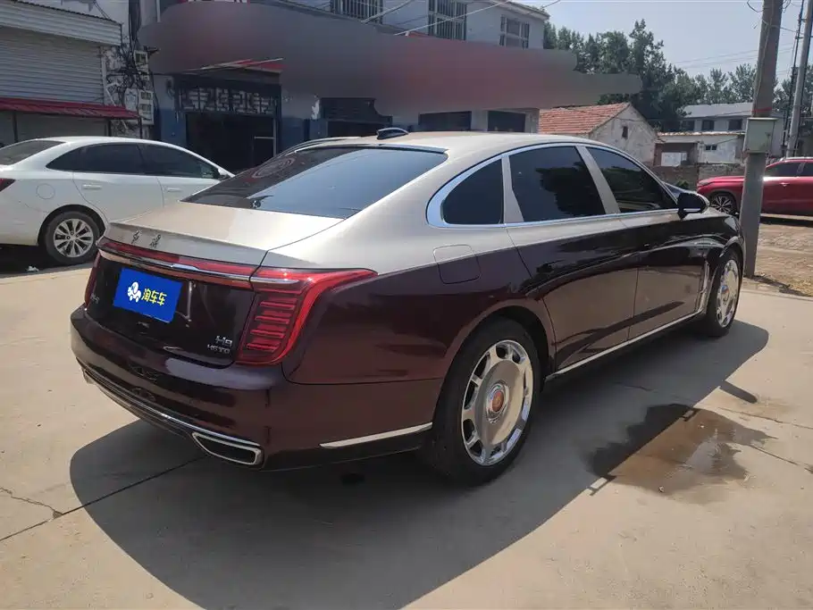 Hongqi H9 2.0 T Connected Flagship