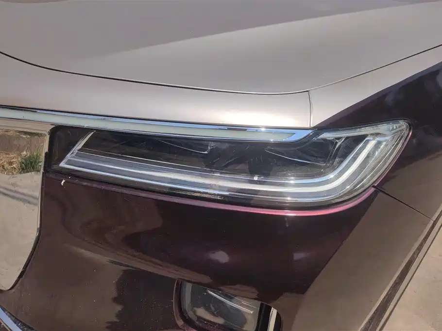 Hongqi H9 2.0 T Connected Flagship
