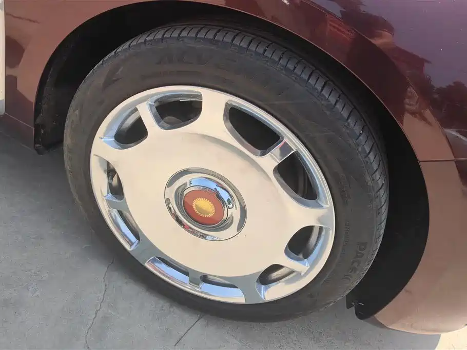 Hongqi H9 2.0 T Connected Flagship