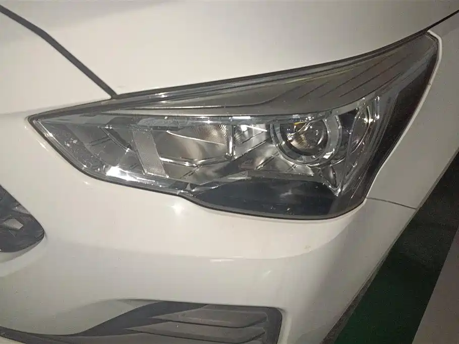 Haval M6 1.5 T DCT 2 WD Value CN-VI