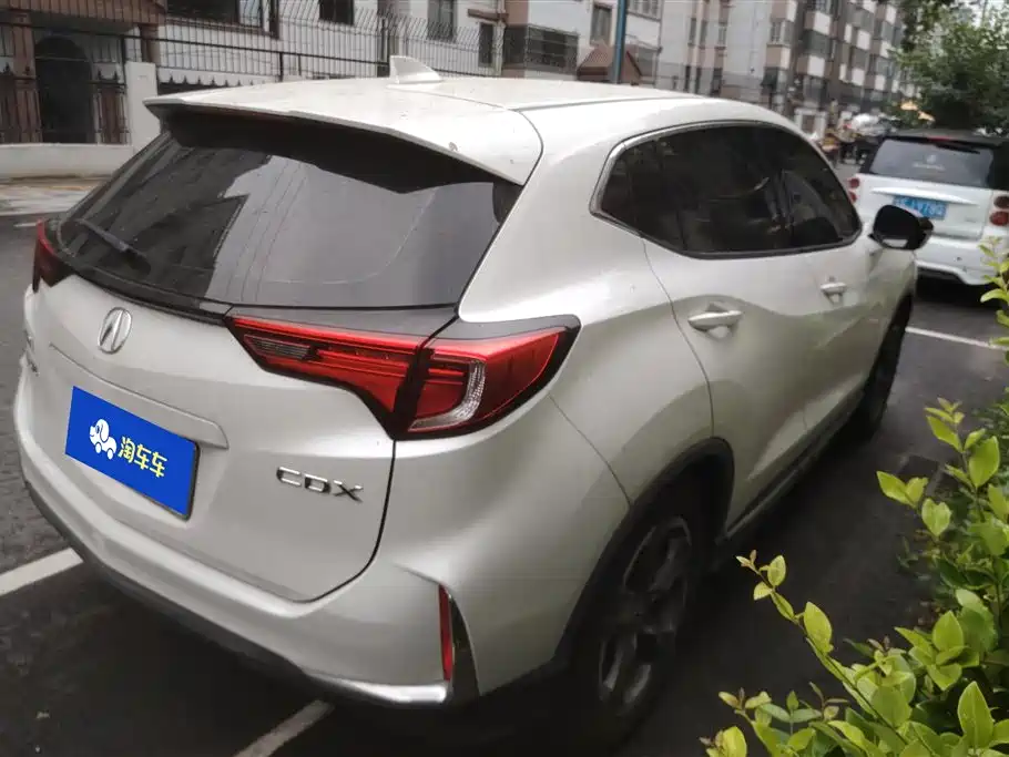 Acura CDX 讴歌CDX 2021款 1.5 T 两驱悦享版