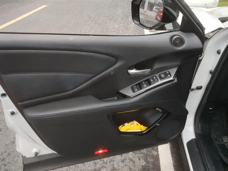 Acura CDX 讴歌CDX 2021款 1.5 T 两驱悦享版