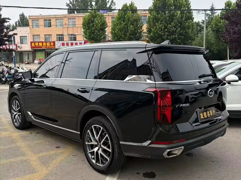 GAC Trumpchi GS8 Navigator Series 2.0 TGDI 2 WD Distinguished (7-seat)