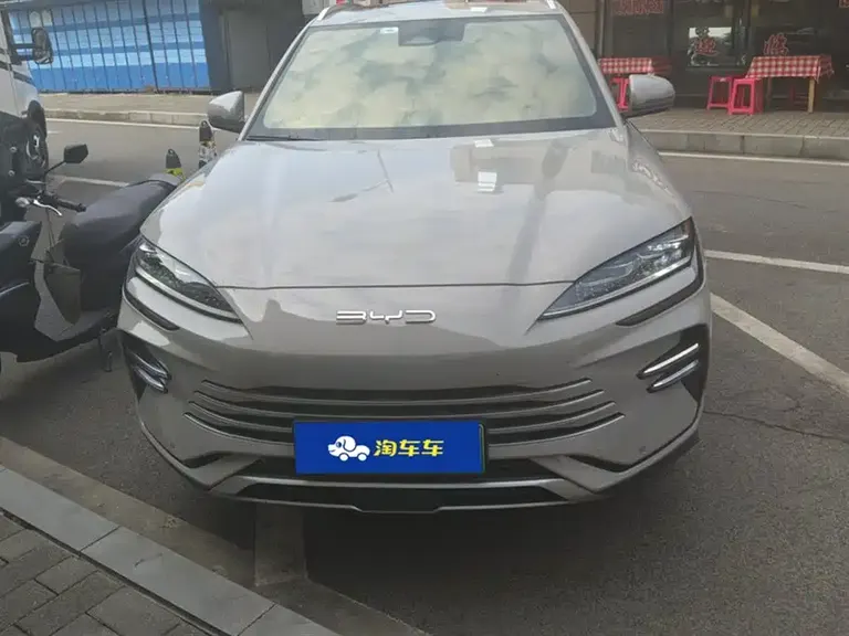 BYD Song PLUS NEV Champion DM-i 110 KM Flagship PLUS