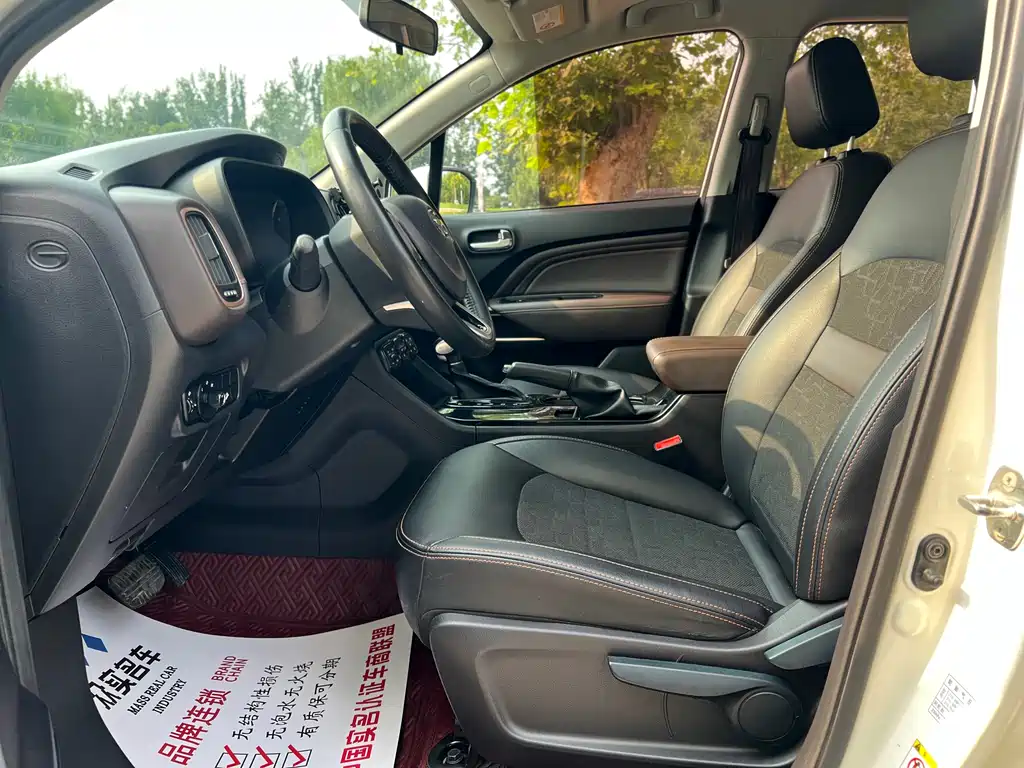 GAC Trumpchi GS3 235 T Auto Elite