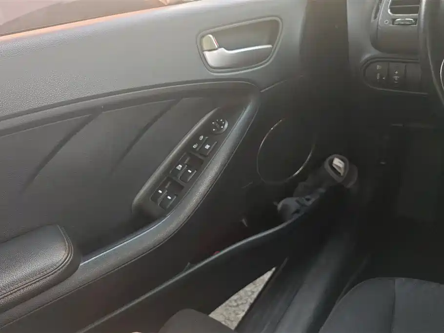 Kia K3 1.6 L Auto DLX