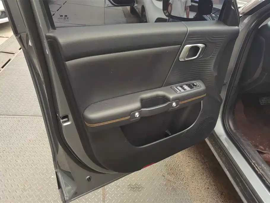 BAIC BJ30 1.5 T Magic Core Electric Drive Advanced