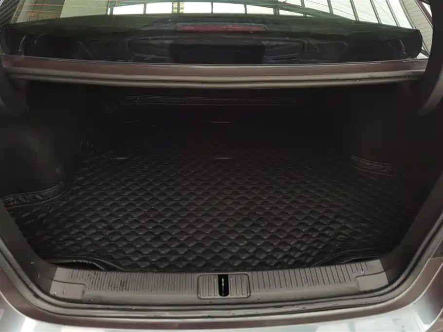 MG5 300 TGI DCT Youth Luxury Grand Enjoyment