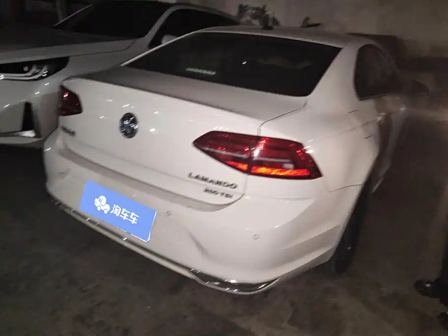 Lamando 280 TSI DSG Comfort